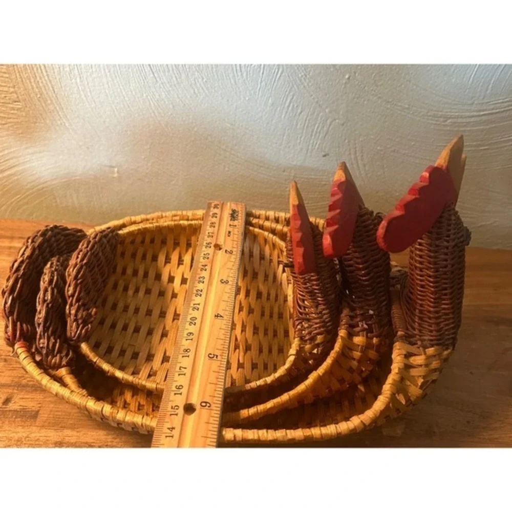 Cottage Core Nesting Rooster Baskets,‎ Vintage